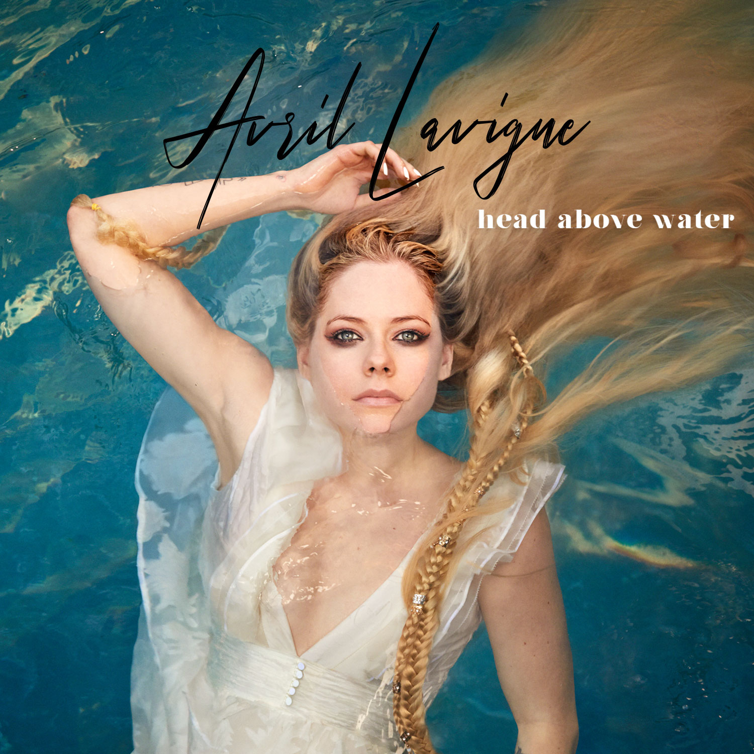 Avril Lavigne renace con “Head Over Water”